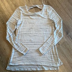 5/$25 Oversized lightweight sweater